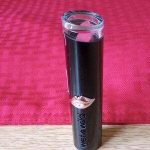 Brand New WET N WILD Wine Room Lipstick